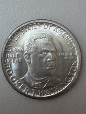 Lot 3:   1946 50C Booker T. Washington Silver Commemorative Half Dollar