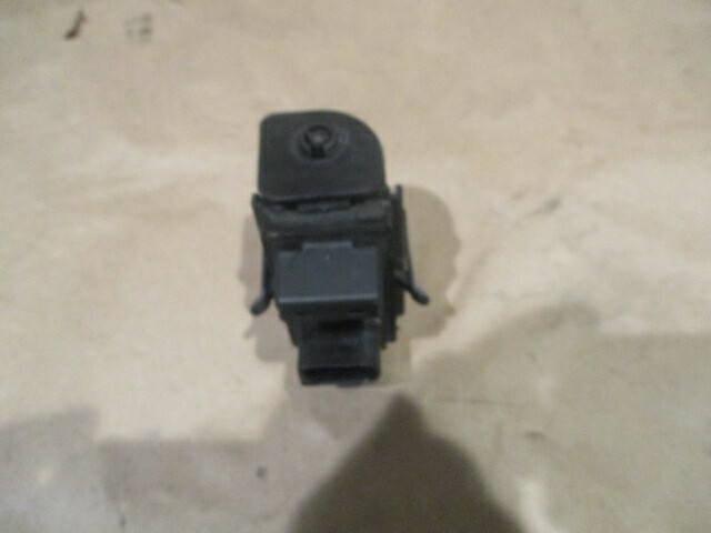 Bentley 2005 - Misc Relay - P/N 800907324C