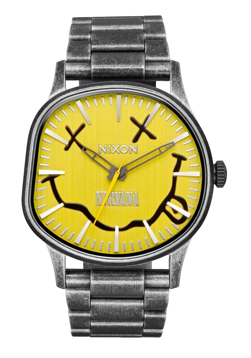 Watch Price Original Reloj Nixon Patrol Negro Dorado, Diseño