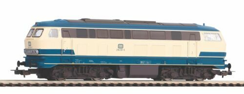 Locomotive diesel BB 67561, livrée bleue, logo Nouille, MARSEILLE