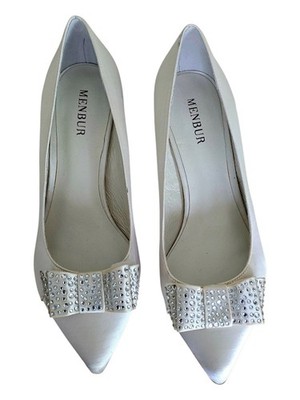New Menbur Elegant Silver Pointed-Toe Kitten Heels w/Crystal Bow Size 38 / 7.5