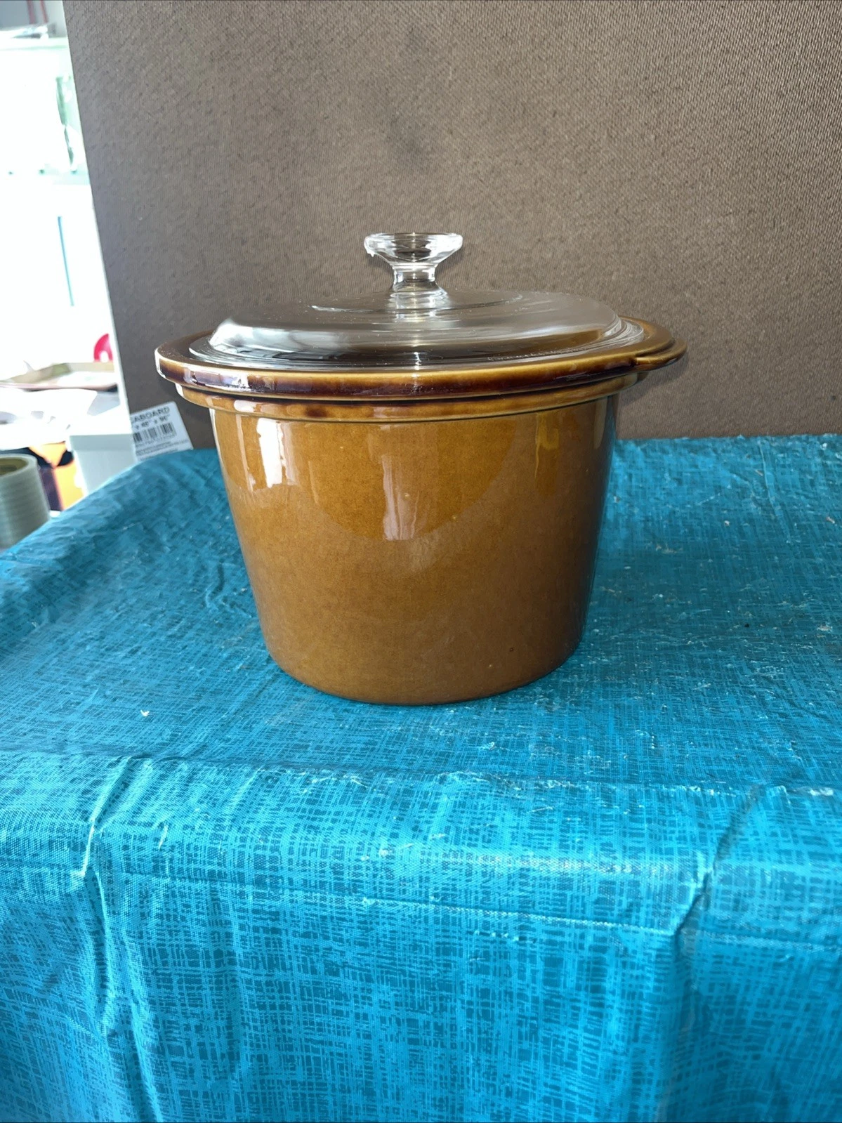 Vintage Ceramic Crockpot Insert Replacement With Glass Lid. 7”x10”x10”