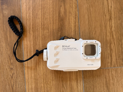 PULUZ Diving Waterproof Case für iPhone 12/12pro 13/13pro