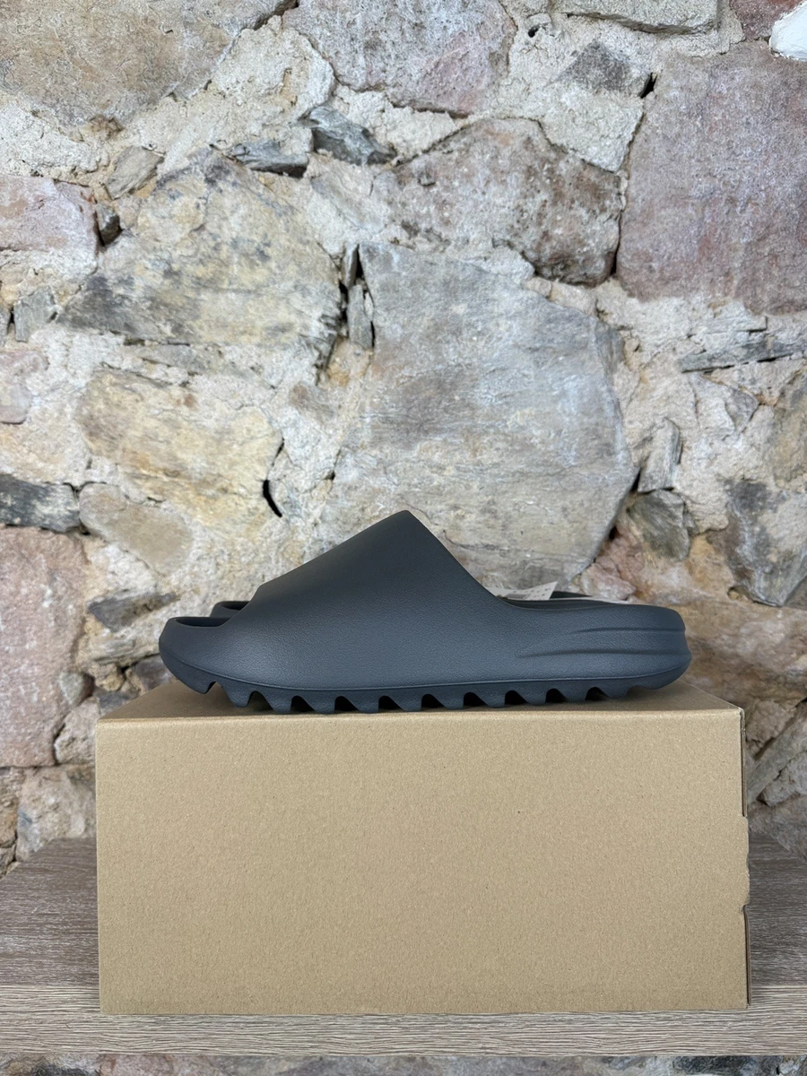 adidas gazelle silver green womens Adidas Yeezy Foam Runner Carbon – Sylt Sneaker main image 0