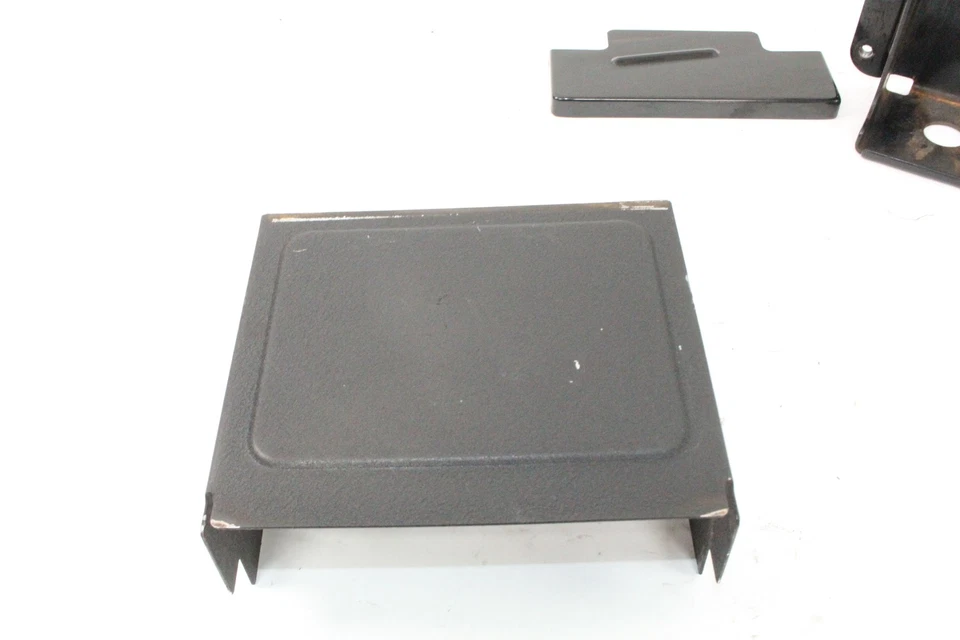 2001 01 Harley FXDX Dyna Super Glide Sport Battery Box tray Assembly  Foto 2 de 4