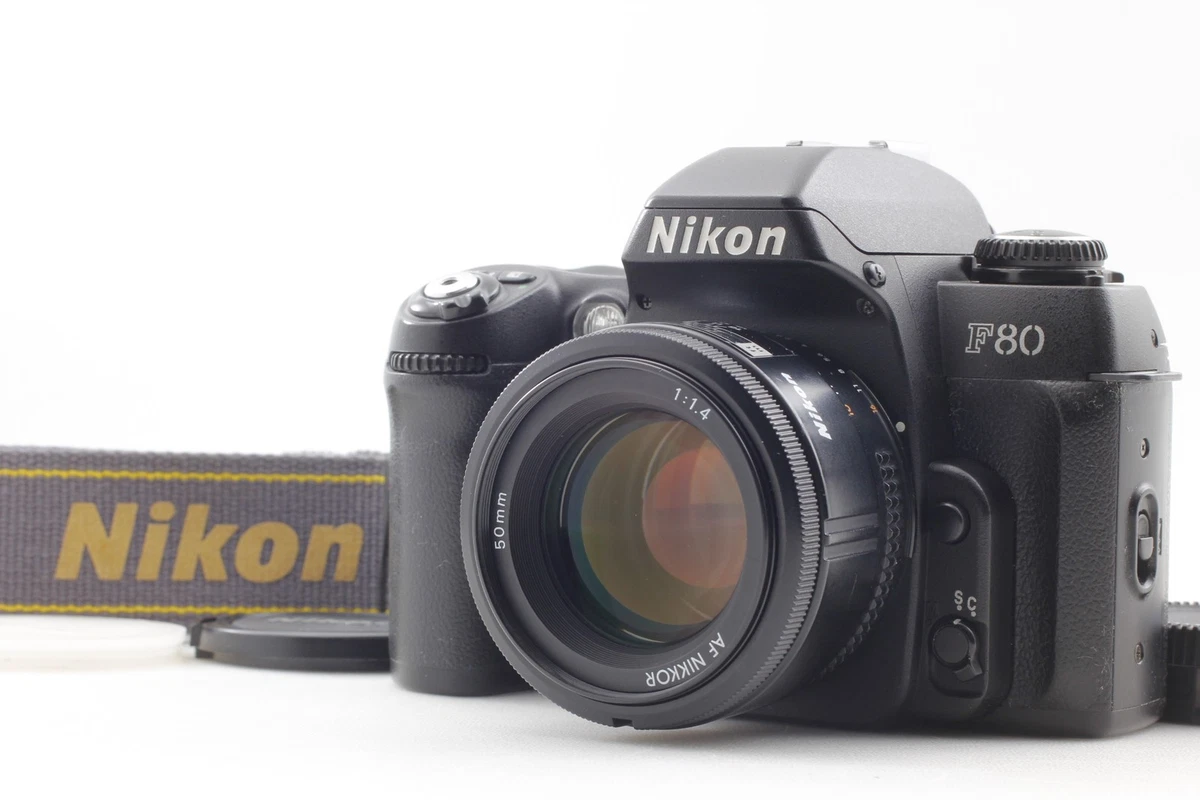 美品 Nikon F80 AF 35-70mm #8992 Nikon F80 autofocus film camera with 35-70mm zoom lens | Classic