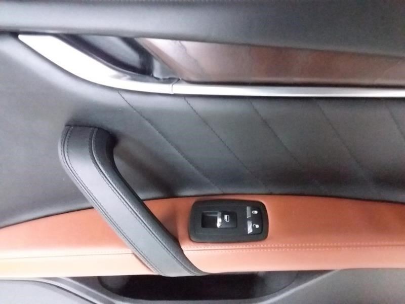 2019 MASERATI GHIBLI Passenger Right Side Front Door Trim Panel Black Brown ICU 
