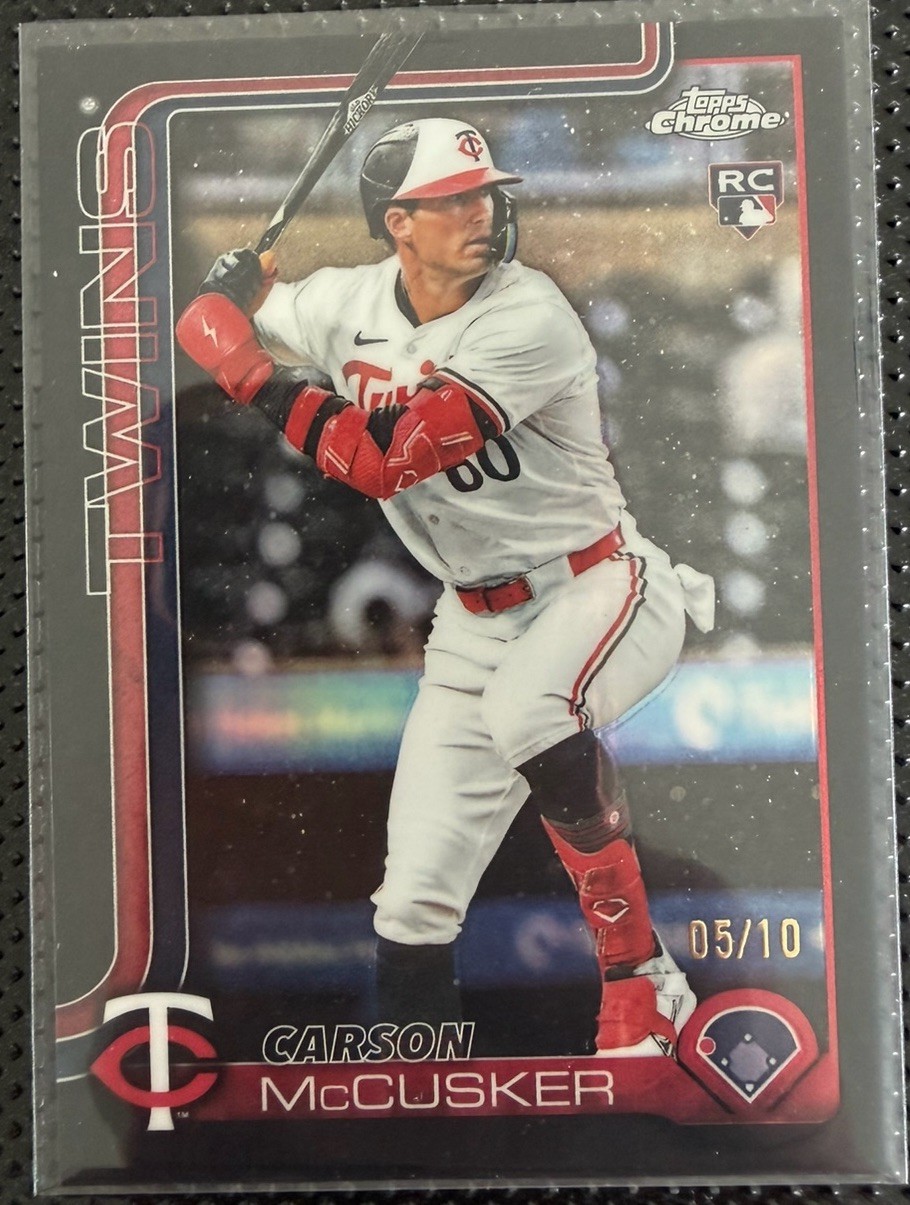 2025 Topps Chrome Carson McCusker Black Refractor/10 RC