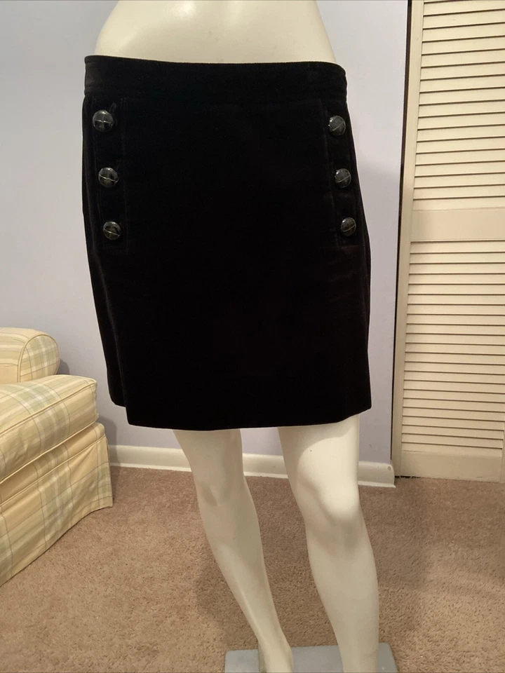 Banana Republic Skirt Velvet Short Black Sailor Front Button Accent Size 2 Foto 3 de 4