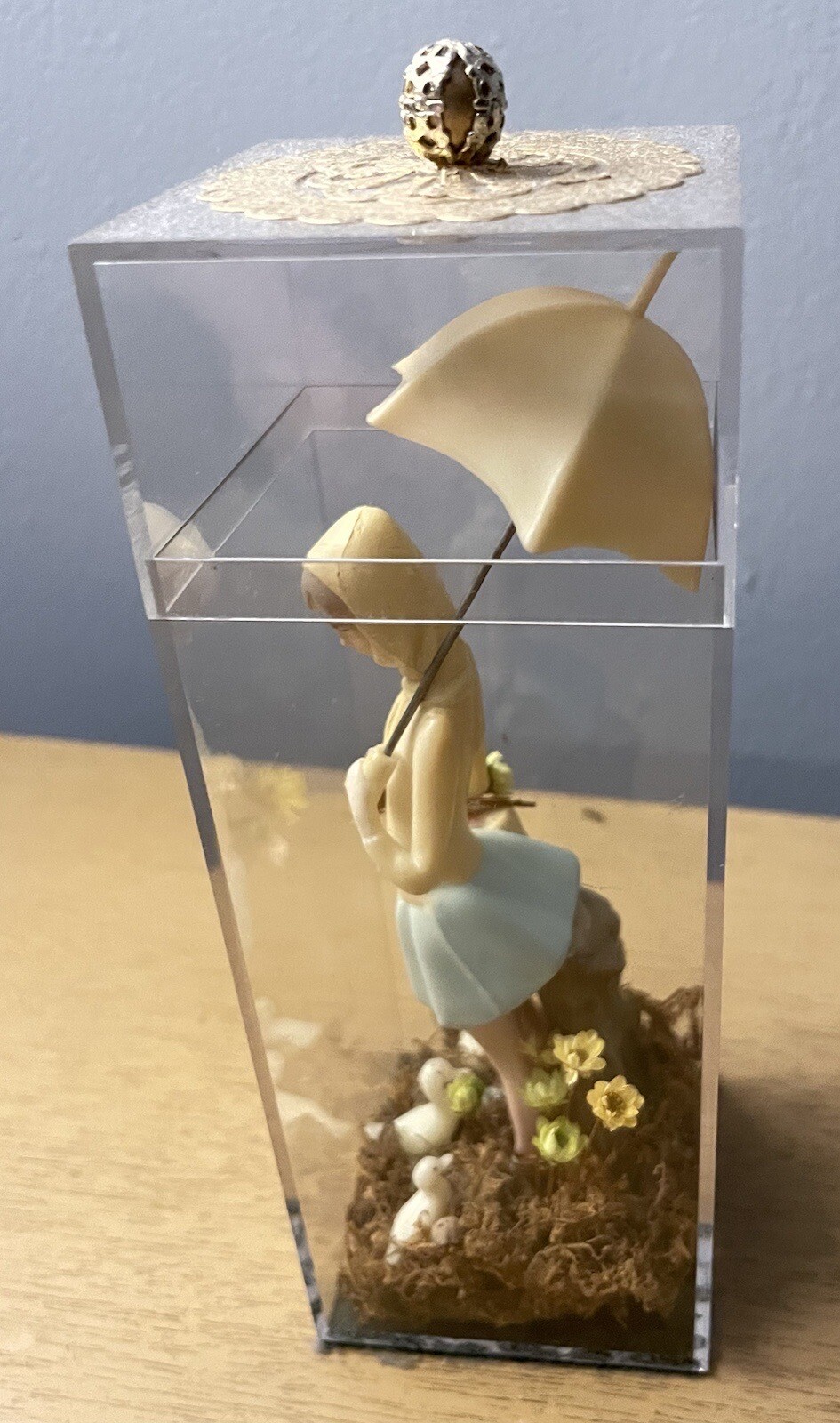 Picture 2 of 24