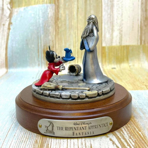 特別価格Fantasia Sorcerer Mickey Vinyl Soda Figure並行輸入 Disney Store Japan Fantasia 2000 \"The Sorcerer\u0027s Apprentice