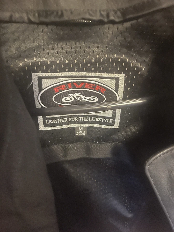 River Road Black Leather Motorcycle Jacket Size M - Image 2 of 3