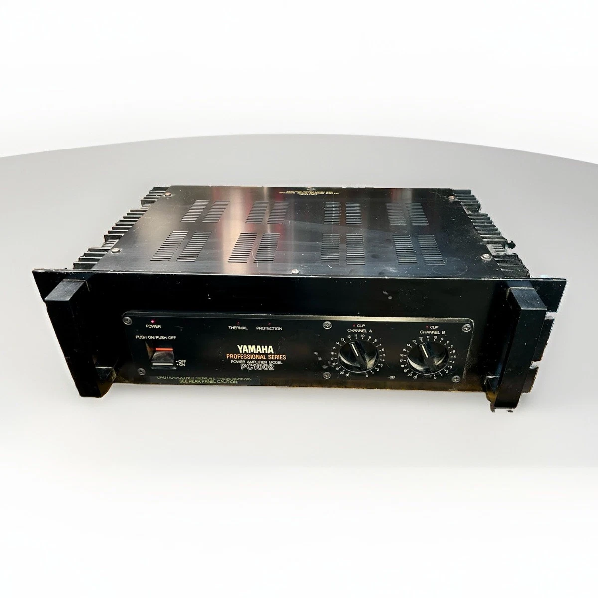 YAMAHA PC1002 Professional Series Power amplifier 300W | eBay