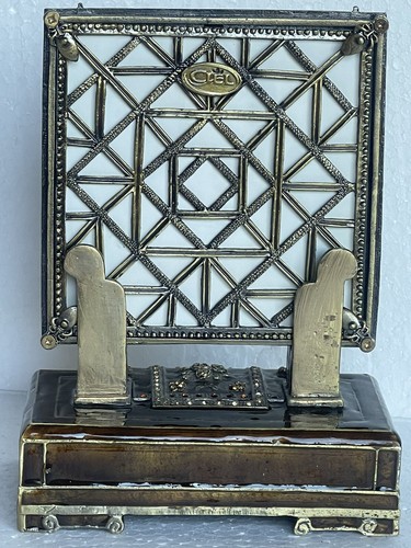 Jeweled Joanna Antique Picture Frame. Hand Set Swarovski Crystals - Picture 9 of 16