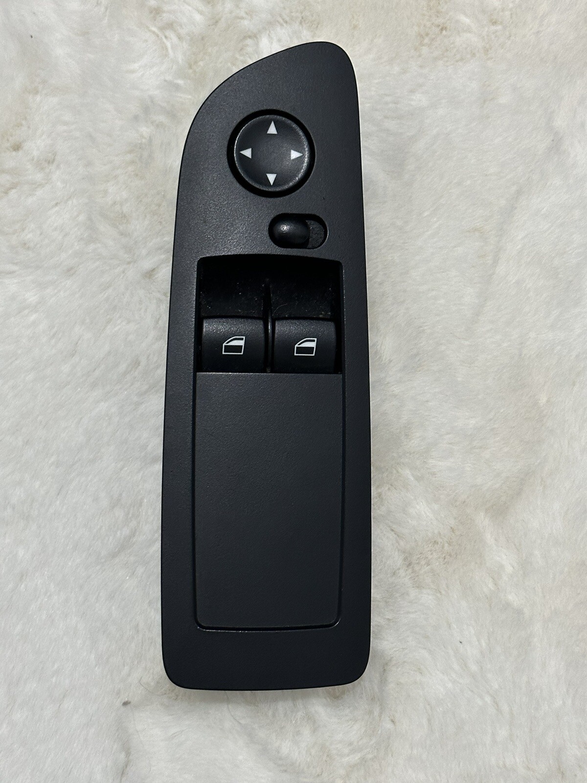 BMW 1 Series E82 Coupe Front Driver Side Right Window Switch