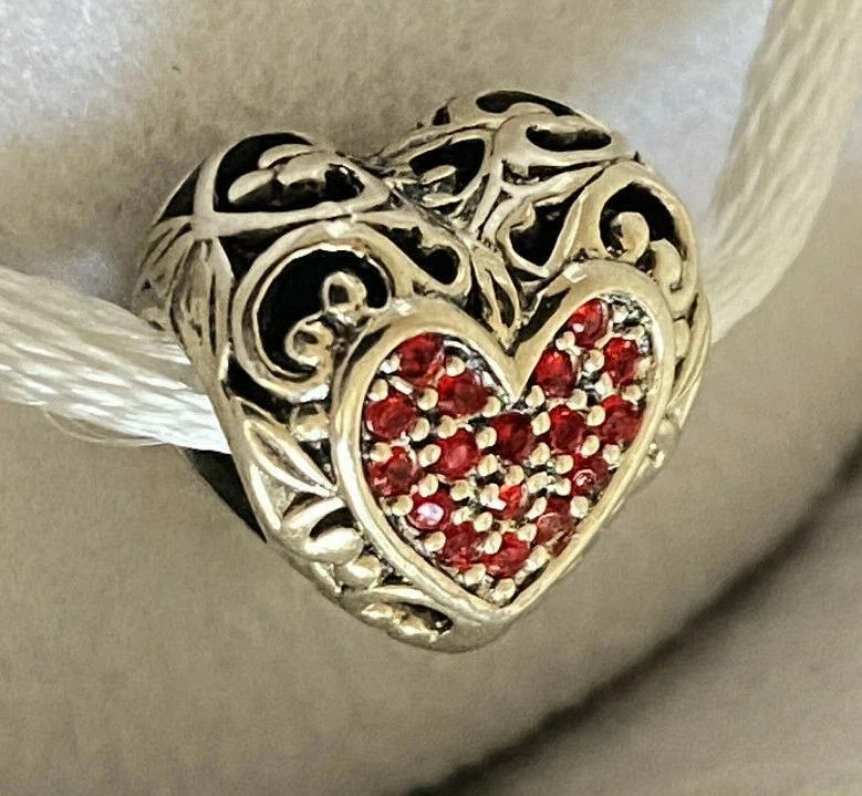 Chamilia clearance charms uk