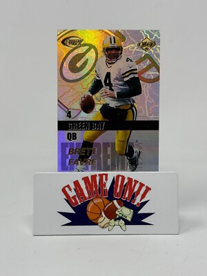 1999 Edge Fury Football Brett Favre Extreme Team Card #E6