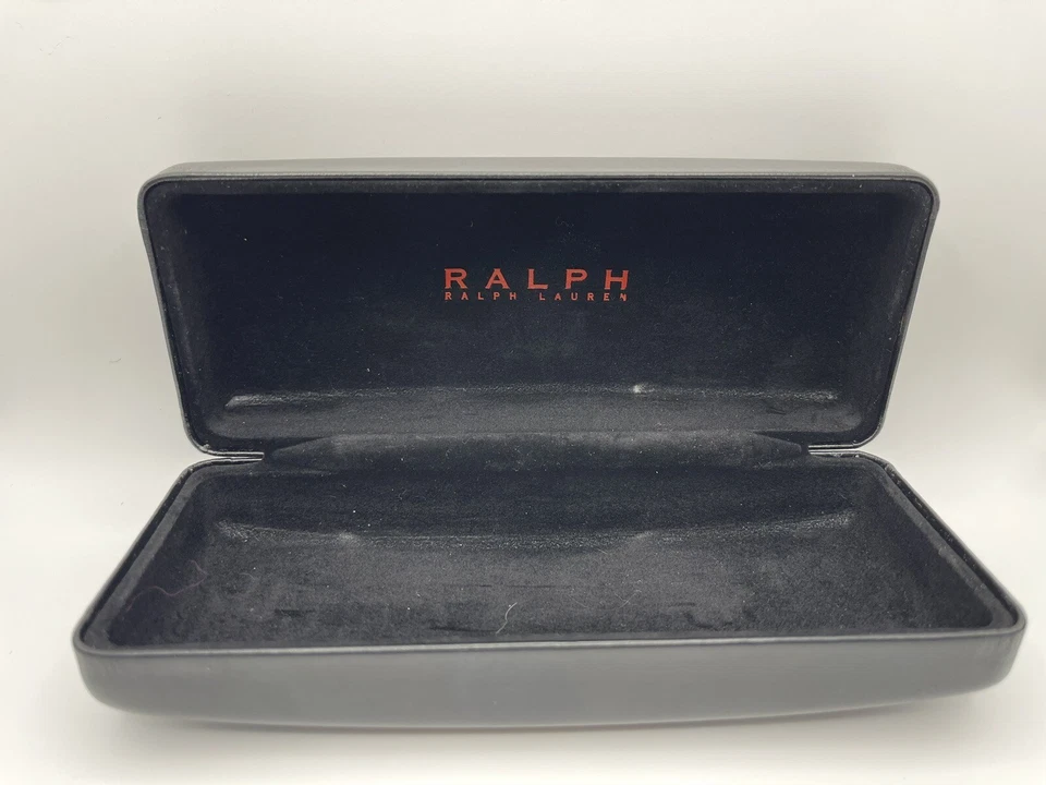 Óculos de sol Ralph Lauren capa dura estojo preto - Imagem 2 de 3
