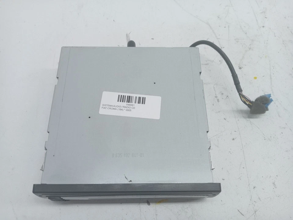 735273184 SISTEMA AUDIO / RADIO CD / 546061 para FIAT CROMA (194) - Imagen 2 de 4