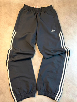 adidas Jungen Trainingshose Schwarz 3-Streifen elast. Bund Gr. 164