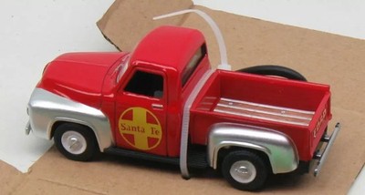 Menards O Scale Lighted 1953 Santa Fe Ford Truck 279-4614