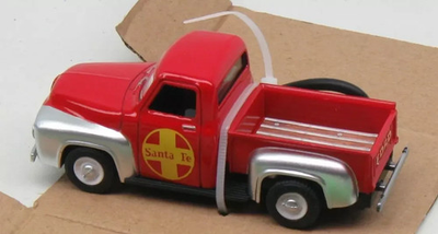 #ad Menards O Scale Lighted 1953 Santa Fe Ford Truck 279 4614 $29.99