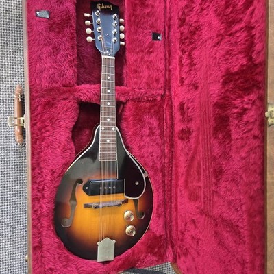 GIBSON~ EM 150~1960 fon #R6627 ~VTG A-Style F hole Elec/Acoust Mandolin w/ P-90