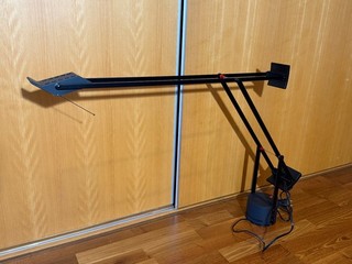 Artemide Tizio 50 Tischlampe (Halogen) schwarz Designklassiker