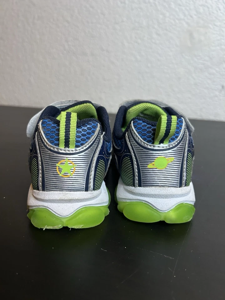 Tênis Toy Story Light Up Woody Buzz Lightyear Disney Pixar infantil tamanho 9 - Imagem 4 de 4