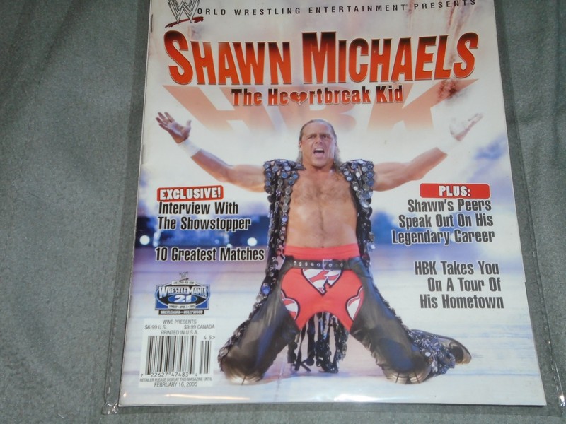 WWE Magazine Shawn Michaels The Heartbreak kid Feb 2005 Pro wrestling 