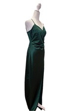 Windsor Womens Party Dress Green Sleeveless V-Neck Size Medium