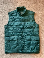 Vintage Woolrich Mens Green Vest Size Medium Nylon Polyester Fill