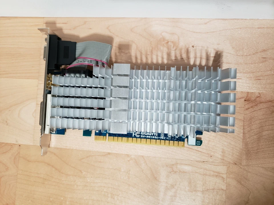 Gigabyte GV-N610SL-1GI GeForce 610 1GB GDDR3 PCI-E Graphics Card - Image 4 of 4