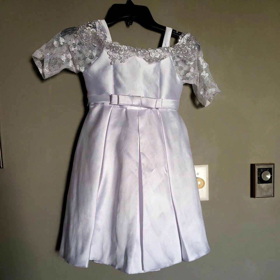 Pageant dress girls formal white princess off shoulders lace party dress size 6T - Image 4 of 4