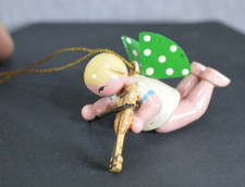 FLIEGENDER MUSIZIERENDE ENGEL AUS DEM ERZGEBIRGE - 6 CM