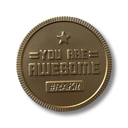 The Chive Challenge Coin #rakit You Are Awesome Gold Coin - Afbeelding 1 van 5