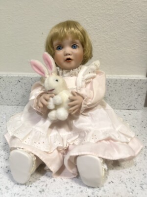 Michelle “ Baby Kisses” 1992 By Terri DeHetre MI 3417 Porcelain