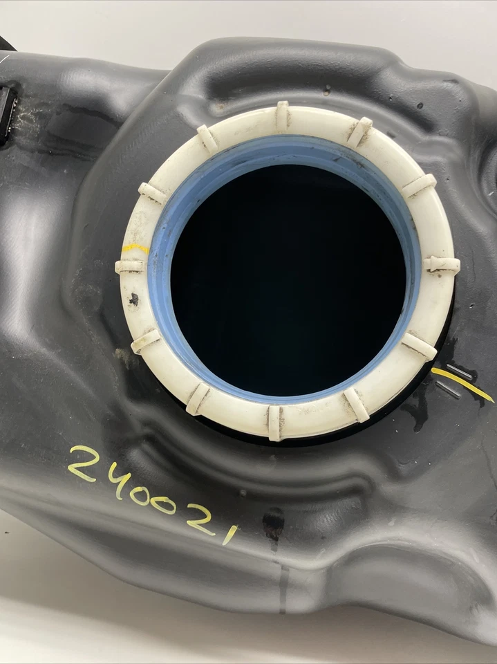 2010 Honda LX insight Hatchback 1.3L Fuel Tank OEM — 第 4/4 张图片