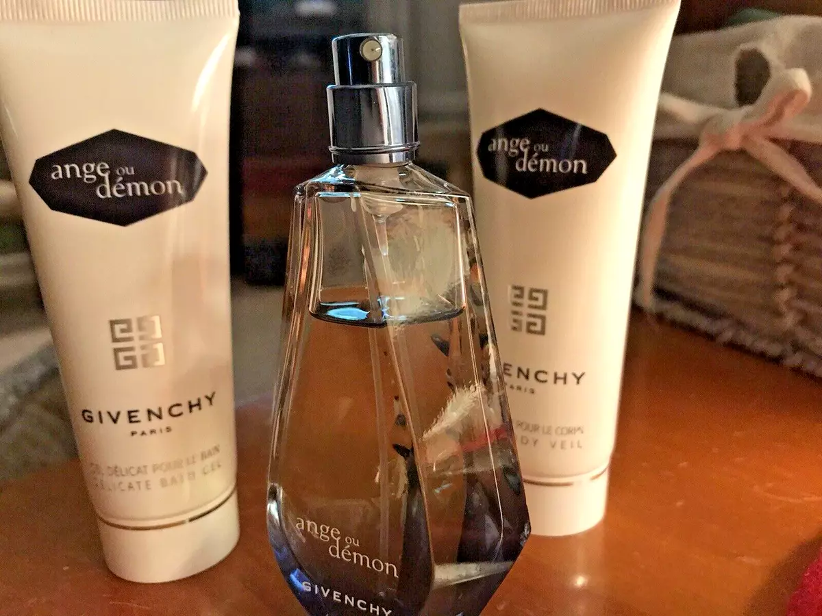 Givenchy Ange Ou Demon 3 Piece Set Eau De Toilette Bath Gel Silk Body Veil