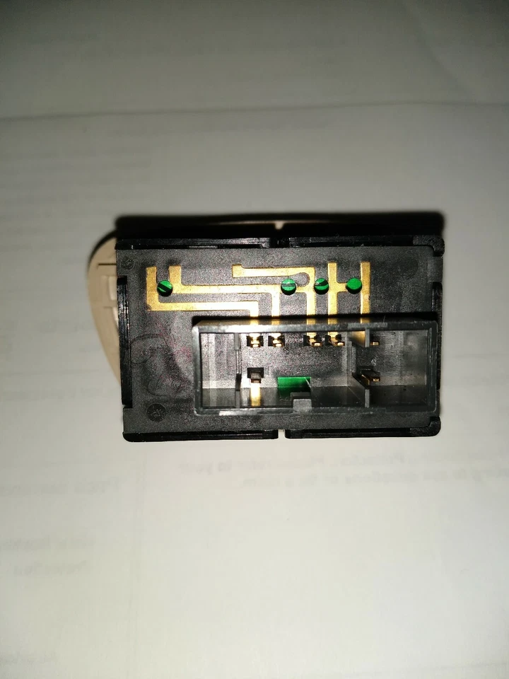 92 93 94 95 96 97 Nissan Infiniti J30 Mirror Switch #10 - Image 2 of 4