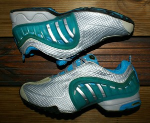 tenis adidas climaproof