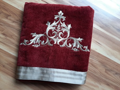 Avanti Monaco Bath Towel 50" x 27" Cotton Brick Color ~ New!