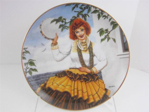 Hamilton I Love Lucy Plate QUEEN of GYPSIES Signed Box Lucie Arnaz New Lucille - Picture 2 of 3