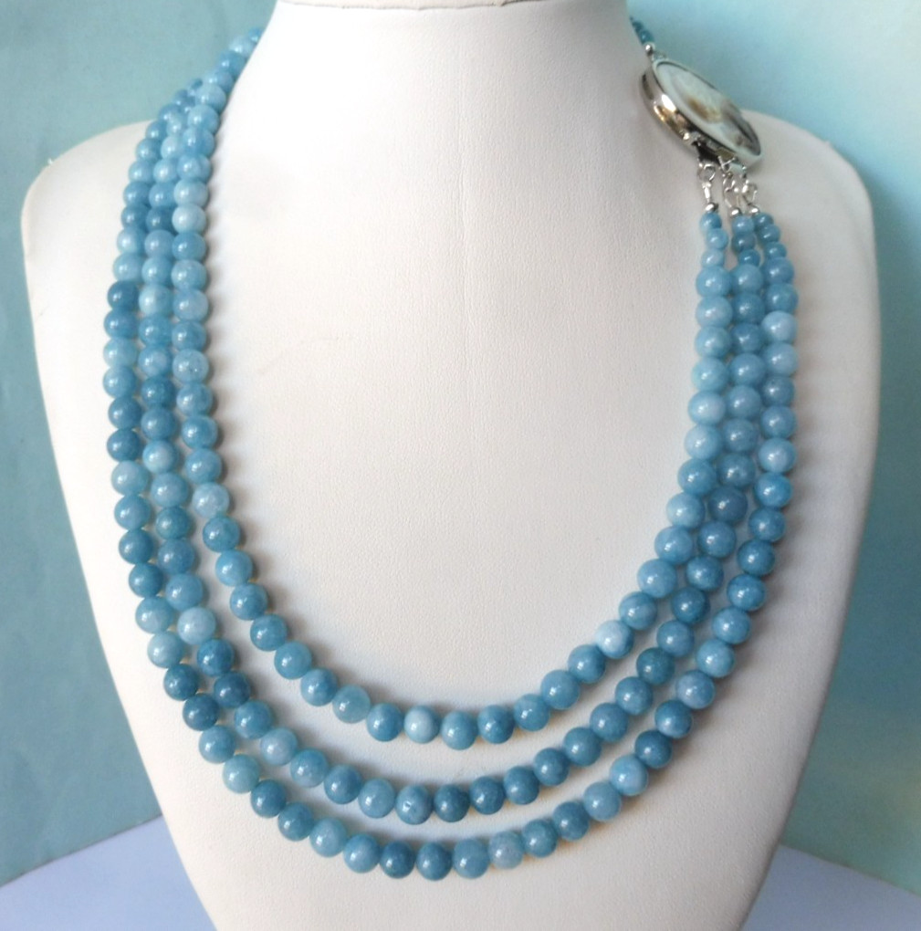Collier Triple Rang Jade Bleu de Birmanie 6mm pour une Élégance Quotidienne