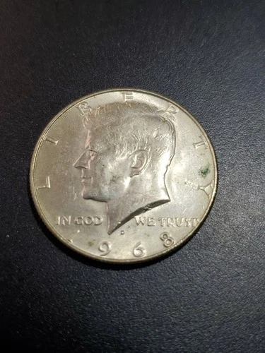 1968-D 50C Kennedy Half Dollar 40 % Silver Au