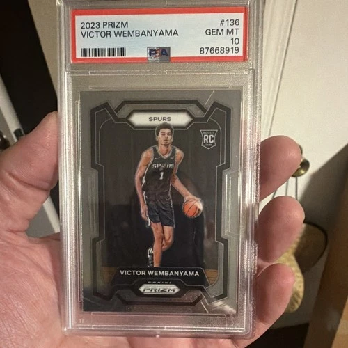 Panini Prizm 2023-24 Victor Wembanyama #136 Rookie Base PSA 10 Spurs