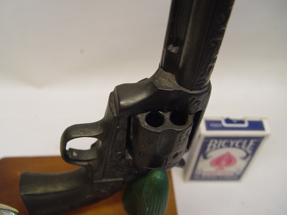 Revolver Quick Draw COLT 45 REVOLVER