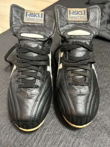 Asics 8.0US 2002 soccer spikes injector 2002