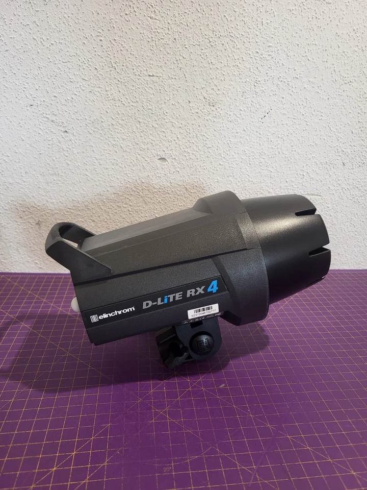 Elinchrome D-Lite RX 4 Blitzkopf _2_3 - Bild 1 von 4
