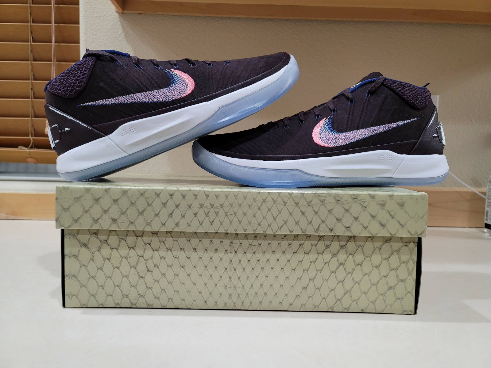 nike kobe ad size 11